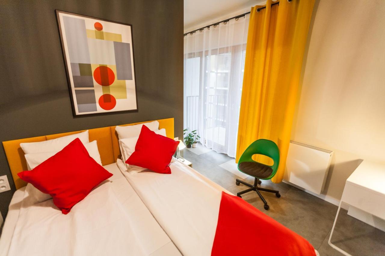 Vintage Rakowicka Apartment คราคูฟ ภายนอก รูปภาพ